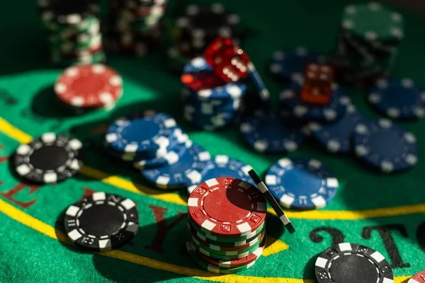 Roulette wheel interface at todshop showing betting layout and real-time spin animation on live table